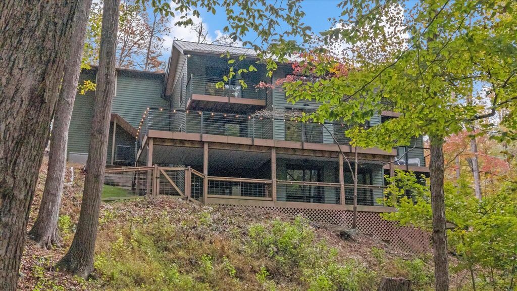 917 Kato Court, Sugar Grove, OH 43155