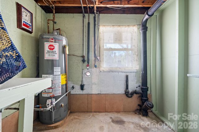 24 Midway Street, Granite Falls, NC 28630