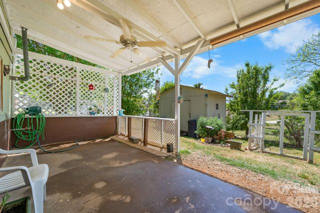 24 Midway Street, Granite Falls, NC 28630