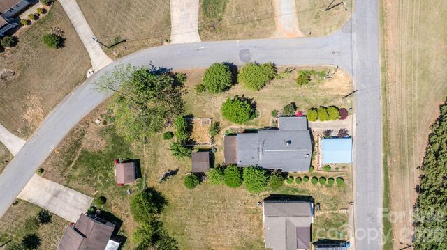 24 Midway Street, Granite Falls, NC 28630