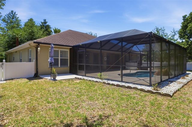 37 Grass Street, Homosassa, FL 34446