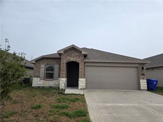 2314 Sky Crest Dr, Corpus Christi, TX 78418