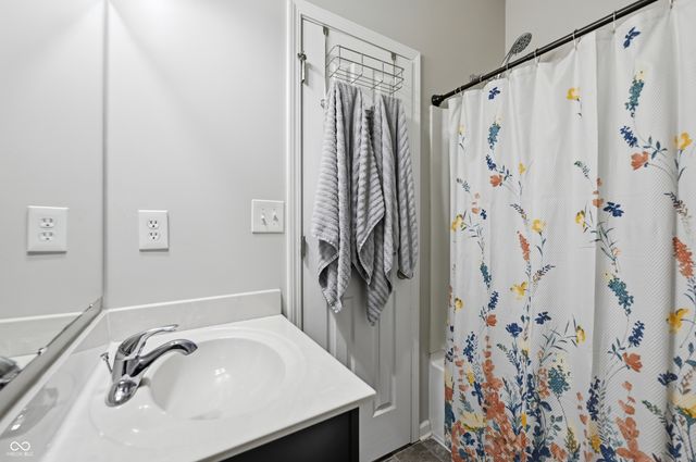 3780 Concord Point Way, Brownsburg, IN 46112