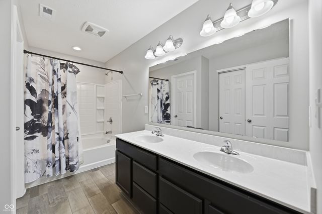 3780 Concord Point Way, Brownsburg, IN 46112