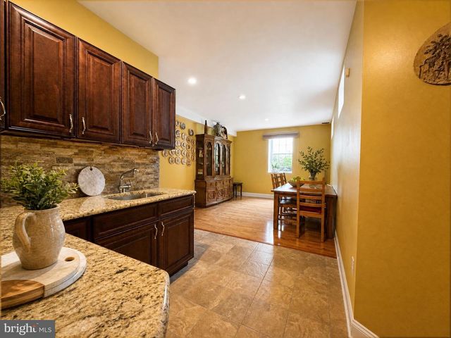 1634 SILVER BIRCH RD, Huntingdon Valley, PA 19006