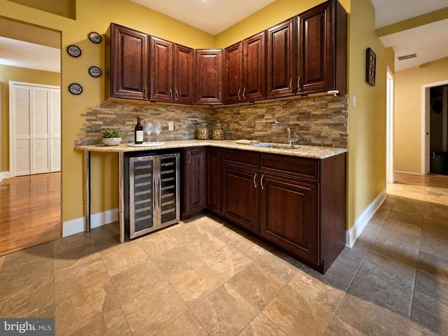 1634 SILVER BIRCH RD, Huntingdon Valley, PA 19006