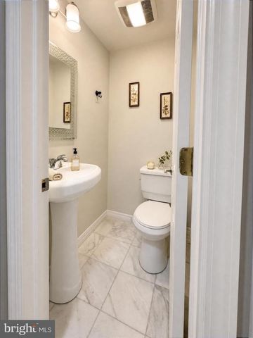 1634 SILVER BIRCH RD, Huntingdon Valley, PA 19006