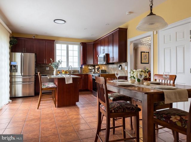 1634 SILVER BIRCH RD, Huntingdon Valley, PA 19006