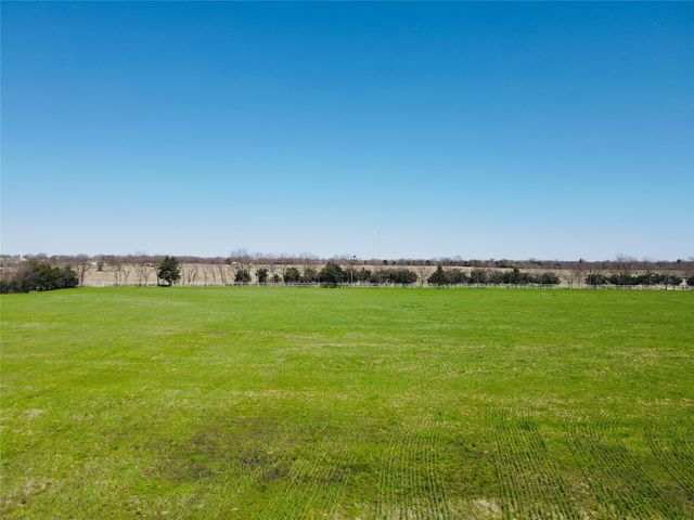 880 County Road 4210, Bonham, TX 75418