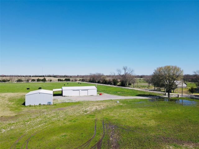 880 County Road 4210, Bonham, TX 75418