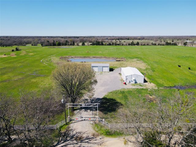 880 County Road 4210, Bonham, TX 75418
