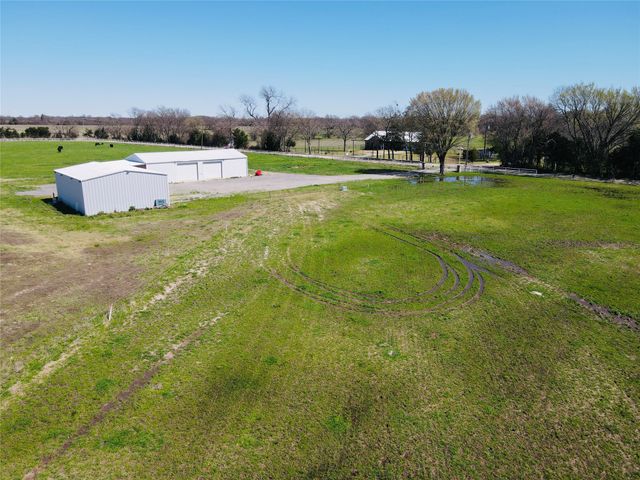 880 County Road 4210, Bonham, TX 75418
