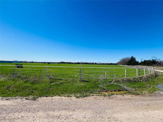 880 County Road 4210, Bonham, TX 75418