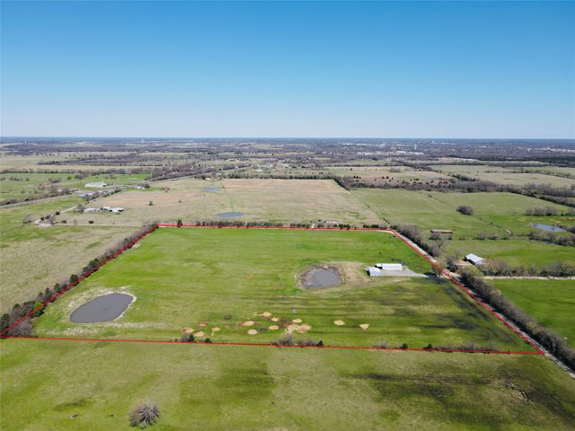 880 County Road 4210, Bonham, TX 75418