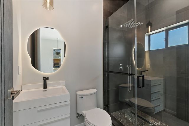 578 W Avenida Cerca, Palm Springs, CA 92262