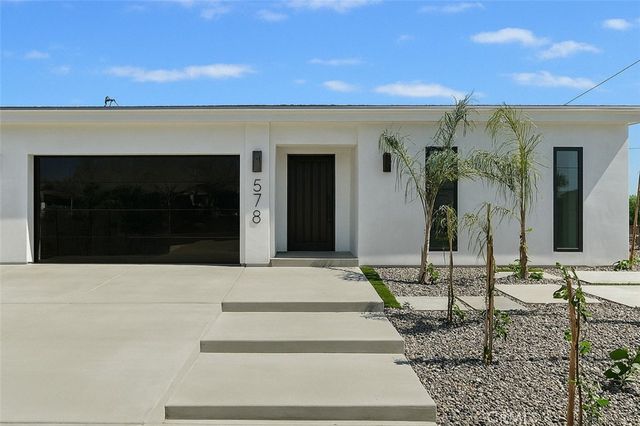 578 W Avenida Cerca, Palm Springs, CA 92262