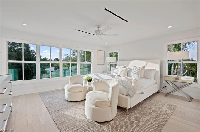 1984 FREDERICK ST, Naples, FL 34112