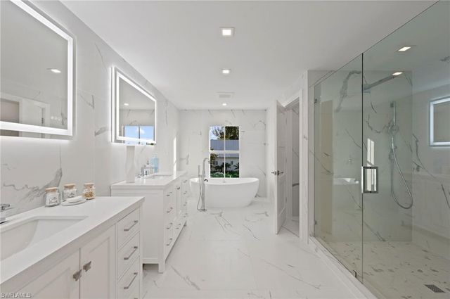 1984 FREDERICK ST, Naples, FL 34112