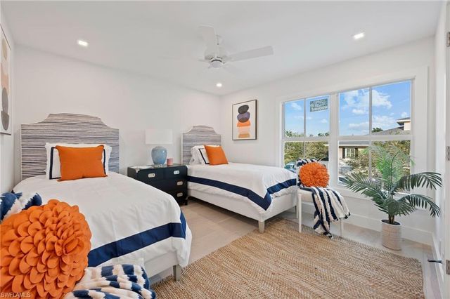 1984 FREDERICK ST, Naples, FL 34112