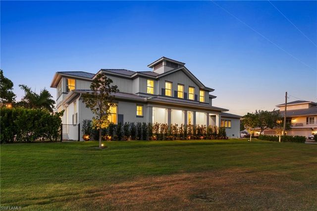 1984 FREDERICK ST, Naples, FL 34112