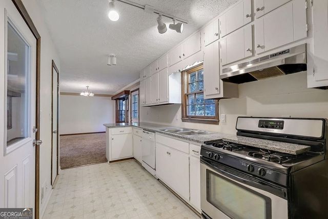 2733 Old Dawsonville Road, Gainesville, GA 30506