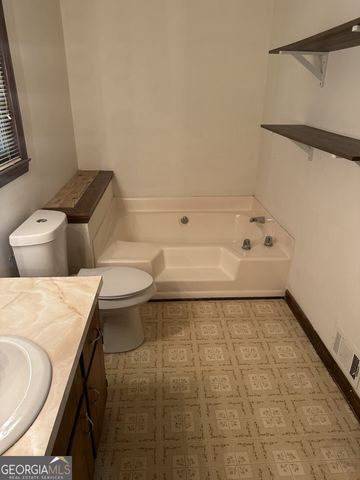 2733 Old Dawsonville Road, Gainesville, GA 30506