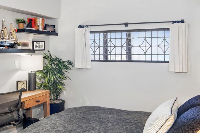 175 E Delaware Place 7304, Chicago, IL 60611