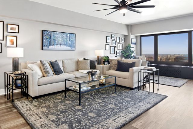 175 E Delaware Place 7304, Chicago, IL 60611