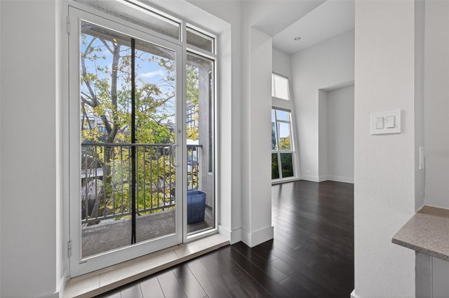 207 Pierce Street 307, Houston, TX 77002