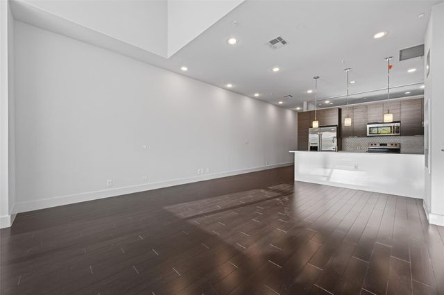 207 Pierce Street 307, Houston, TX 77002