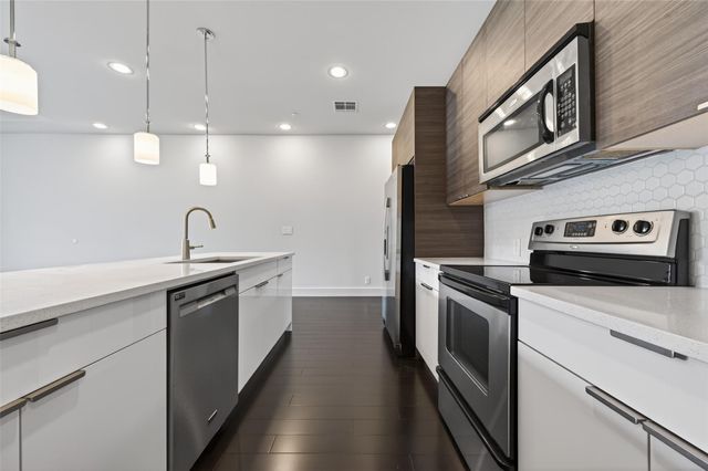 207 Pierce Street 307, Houston, TX 77002