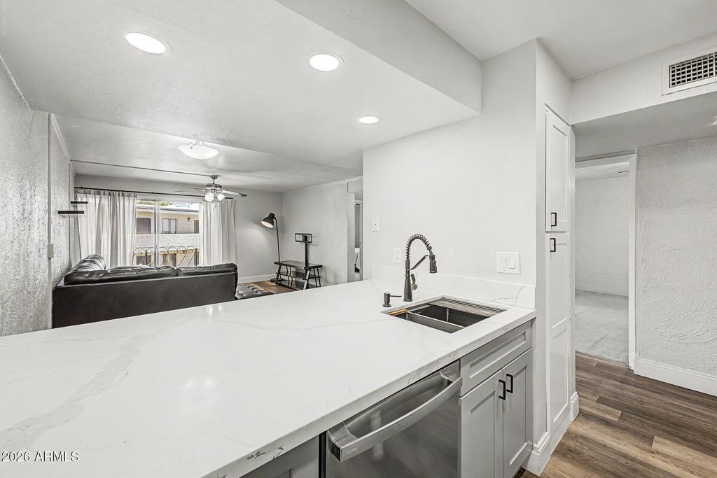 3314 N 68TH Street N 211, Scottsdale, AZ 85251 — photo 5