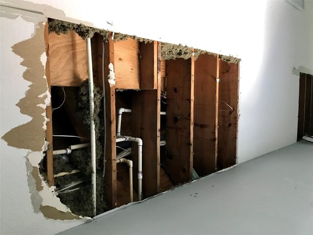 1616 Milian Circle, Sweeny, TX 77480