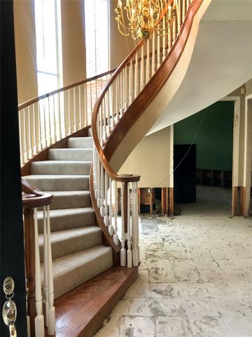 1616 Milian Circle, Sweeny, TX 77480