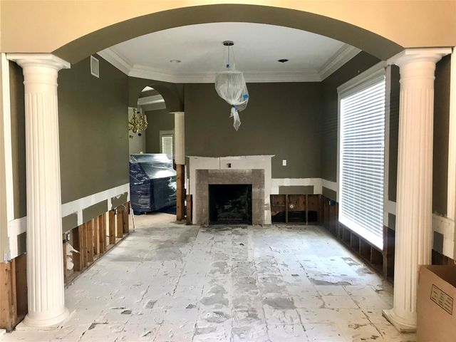 1616 Milian Circle, Sweeny, TX 77480