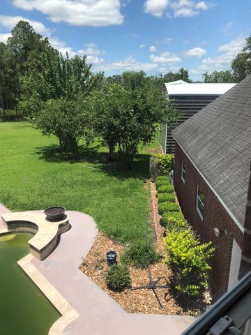 1616 Milian Circle, Sweeny, TX 77480