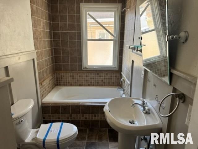 1513 SPRUCE Street, Quincy, IL 62301