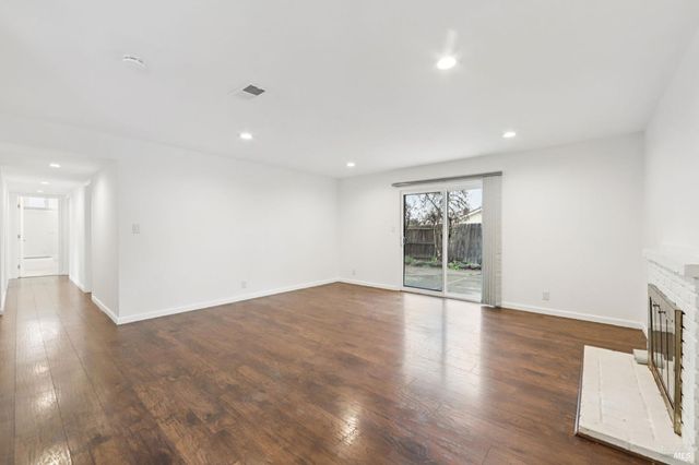 151 Marquette Ave, Vallejo, CA 94589