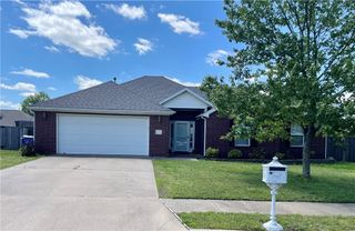 814 Irelan Street, Lowell, AR 72745