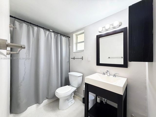 8601 SW 68 Court 5, Pinecrest, FL 33156