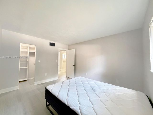 8601 SW 68 Court 5, Pinecrest, FL 33156