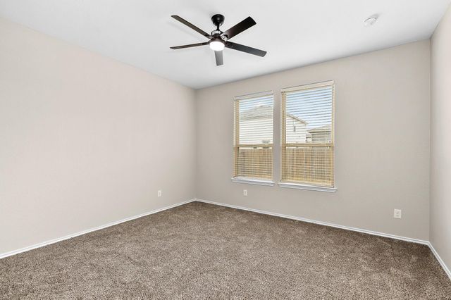 508 Crane Crest DR, Jarrell, TX 76537