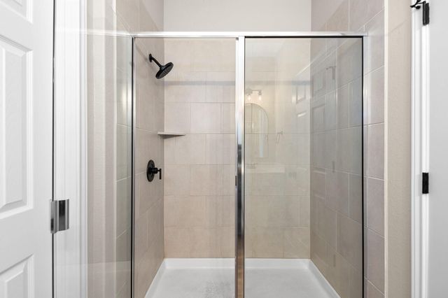 508 Crane Crest DR, Jarrell, TX 76537