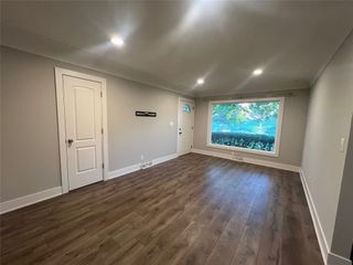 1910 63rd Street, Windsor Heights, IA 50324
