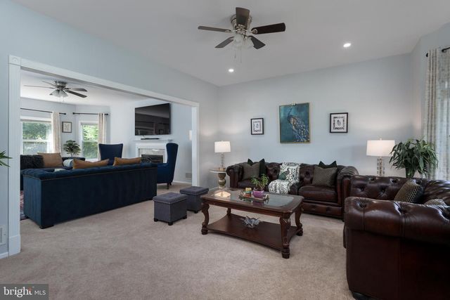 3 ERIN CT, Robbinsville, NJ 08691