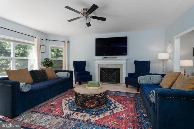 3 ERIN CT, Robbinsville, NJ 08691