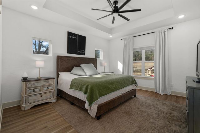 2841 Zinnia Rd, Diana, TX 75640