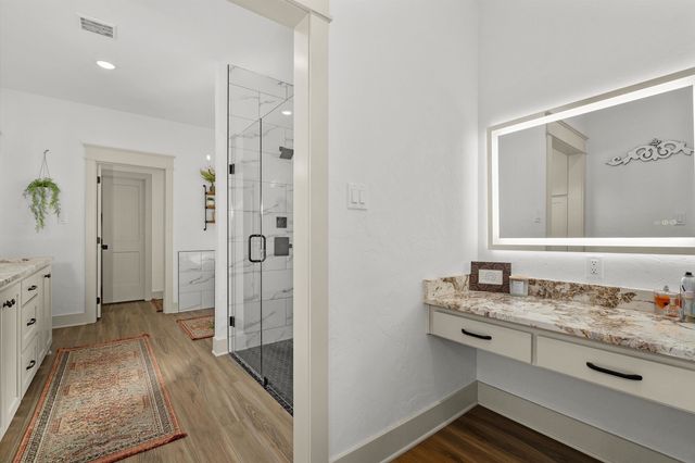 2841 Zinnia Rd, Diana, TX 75640