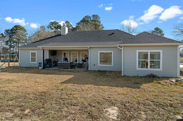 2841 Zinnia Rd, Diana, TX 75640