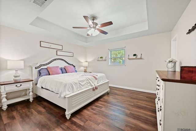 38040 Mistletoe St, Gonzales, LA 70737